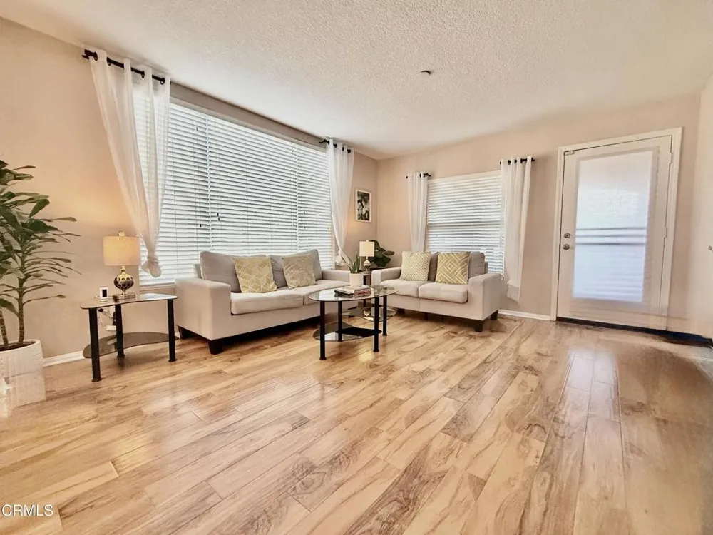 3741 Dunkirk Drive Oxnard, CA 93035
