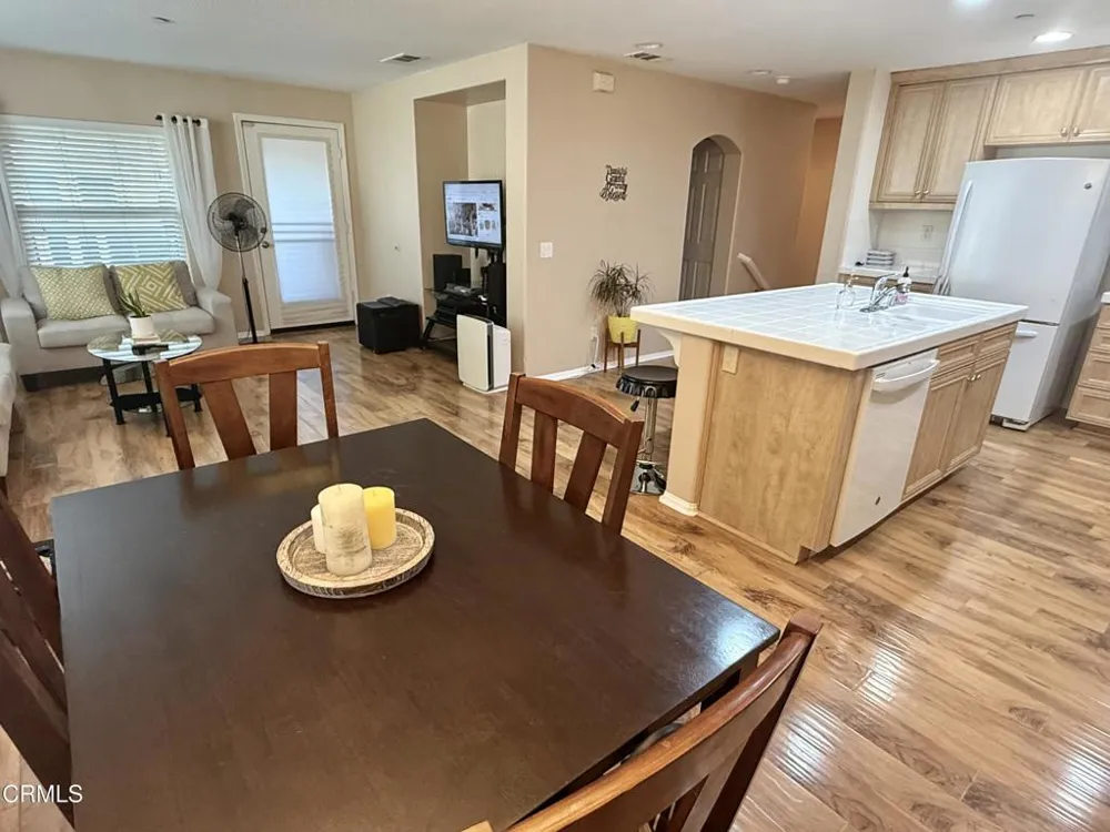 3741 Dunkirk Drive Oxnard, CA 93035