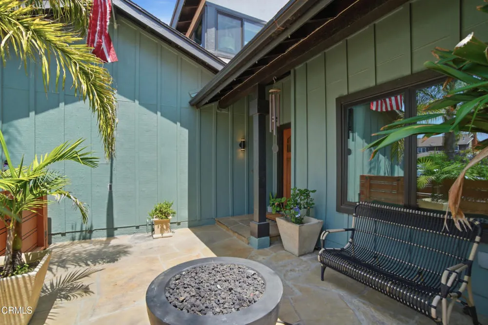 1130 Bogota Court Oxnard, CA 93035