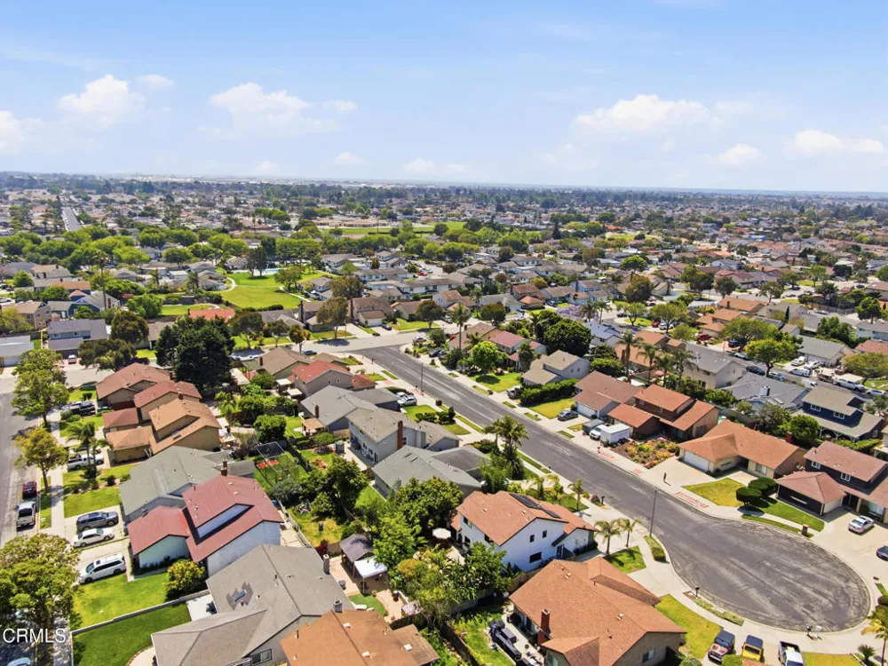 1130 Bogota Court Oxnard, CA 93035