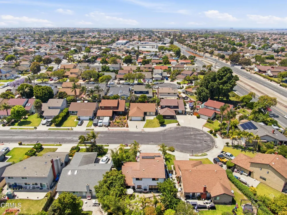 1130 Bogota Court Oxnard, CA 93035