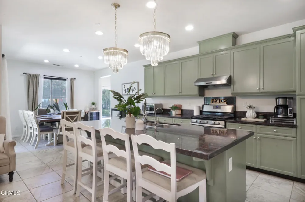 5902 Grizzly Peak Drive Bakersfield, CA 93311