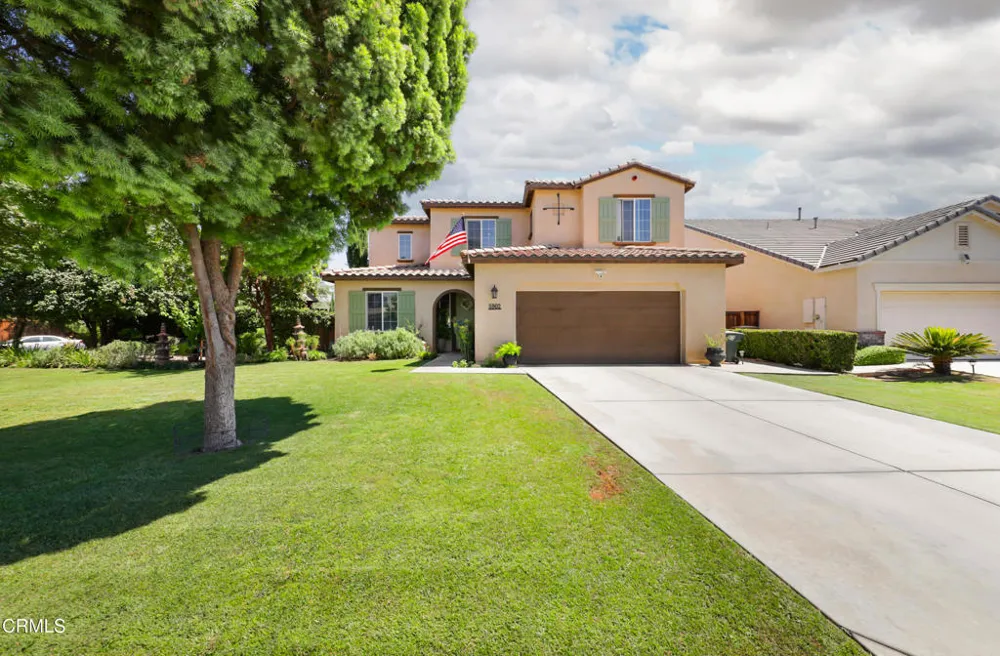 5902 Grizzly Peak Drive Bakersfield, CA 93311