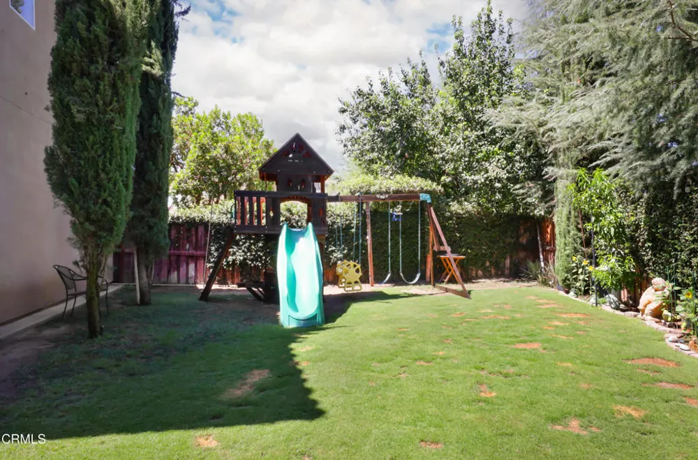 5902 Grizzly Peak Drive Bakersfield, CA 93311