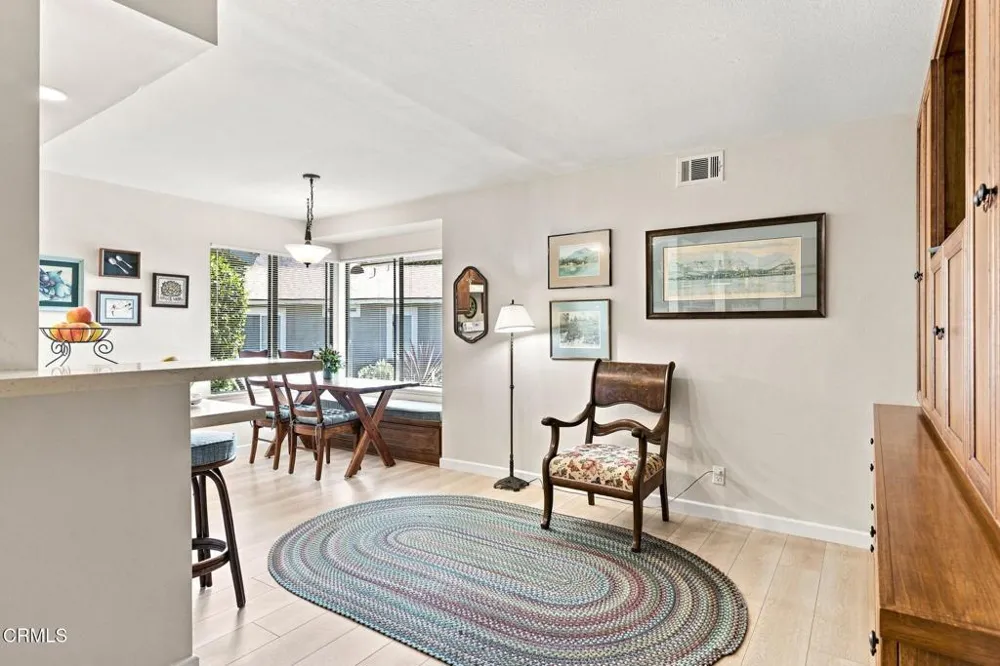 42062 Village 42 Camarillo, CA 93012