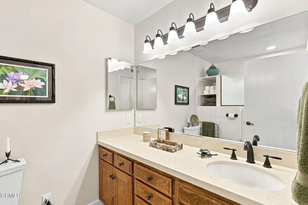 42062 Village 42 Camarillo, CA 93012