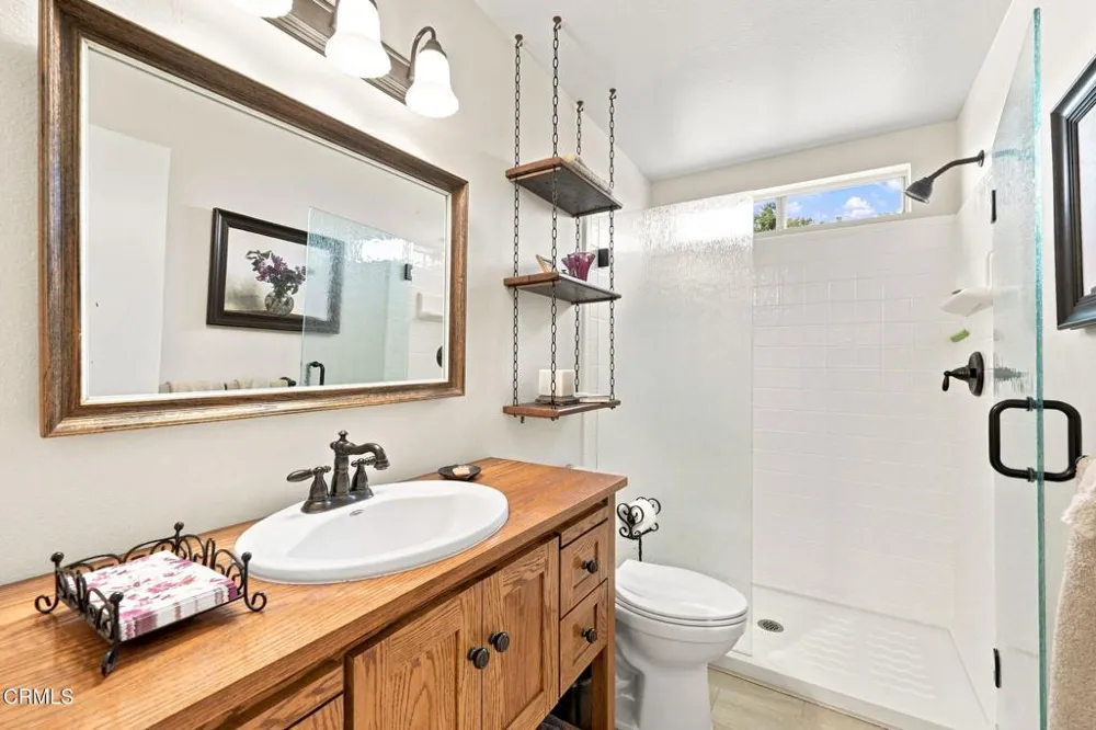 42062 Village 42 Camarillo, CA 93012