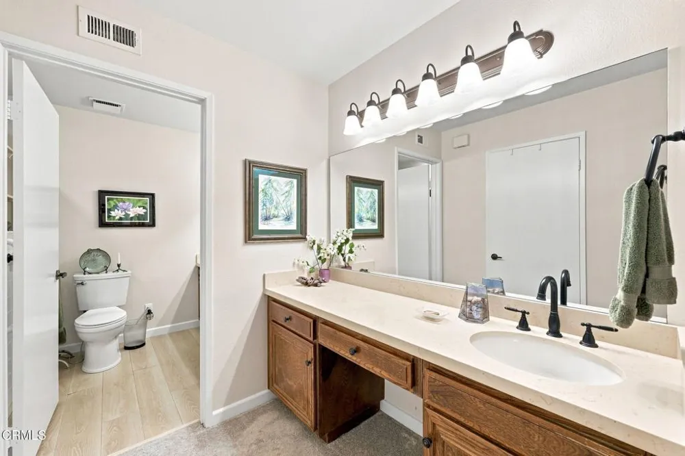 42062 Village 42 Camarillo, CA 93012