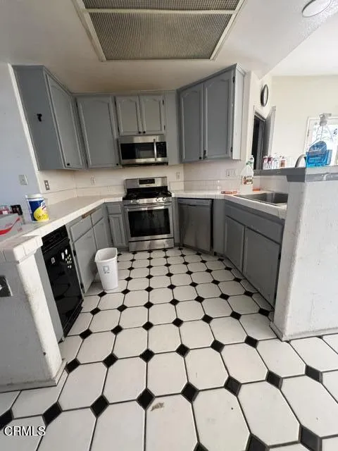 5113 Downwind Way Oxnard, CA 93033