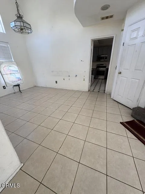 5113 Downwind Way Oxnard, CA 93033