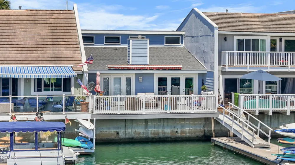4514 Gateshead Bay Oxnard, CA 93035