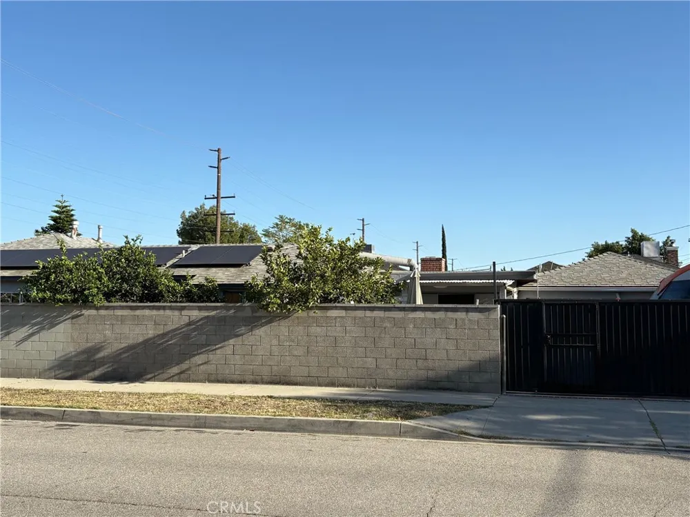 547 Angeleno Avenue Azusa, CA 91702