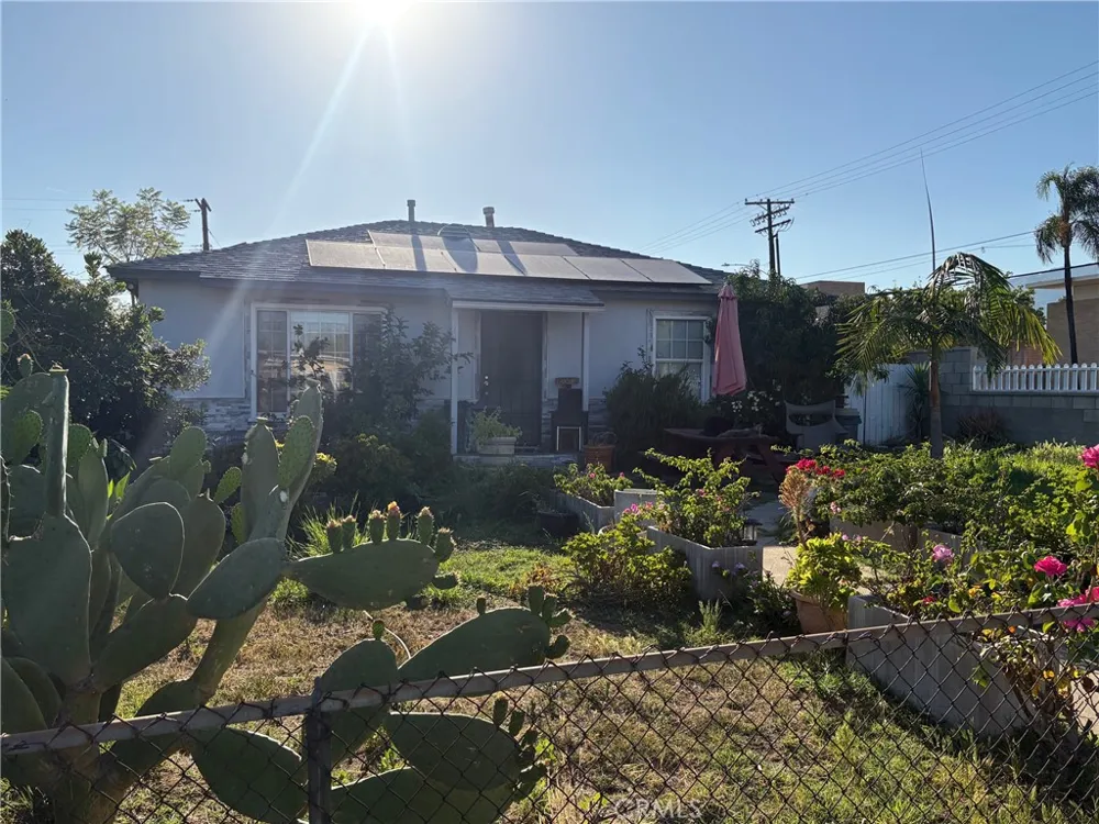547 Angeleno Avenue Azusa, CA 91702
