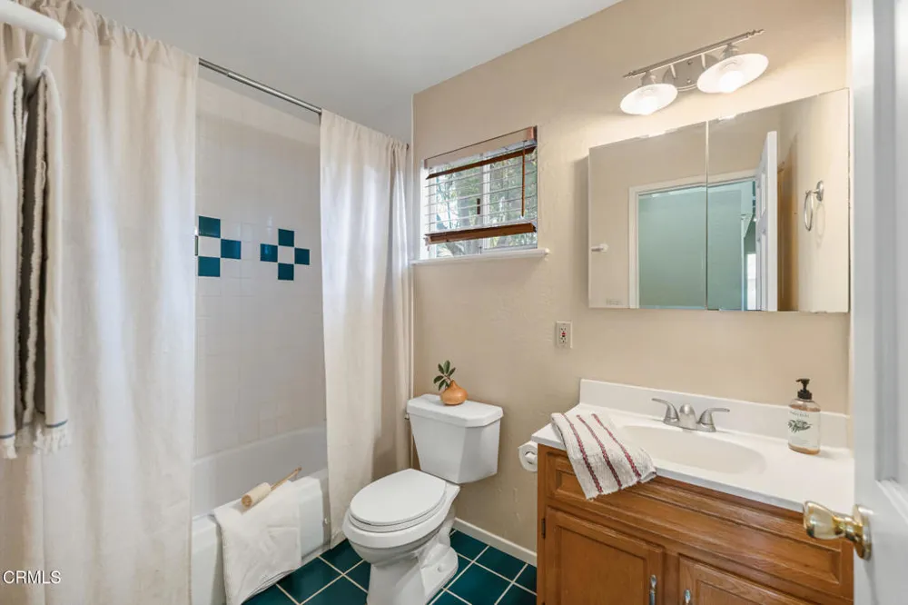 259 Prospect Street Oak View, CA 93022