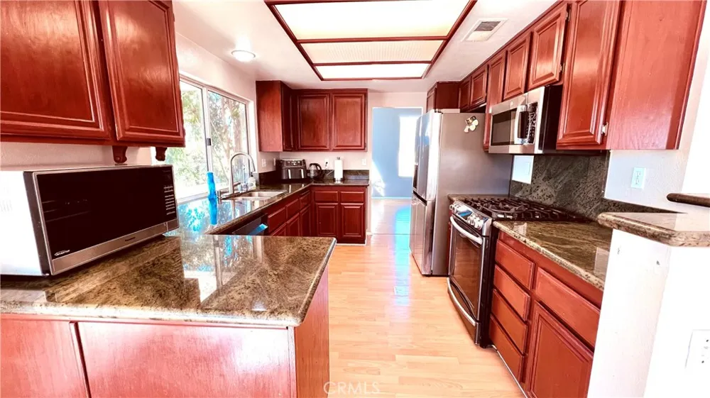 31136 Slate Mentone, CA 92359