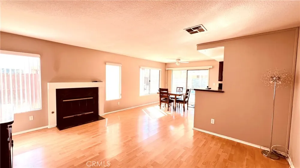 31136 Slate Mentone, CA 92359