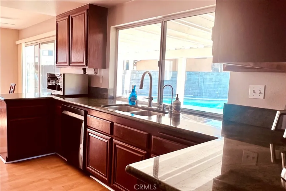 31136 Slate Mentone, CA 92359