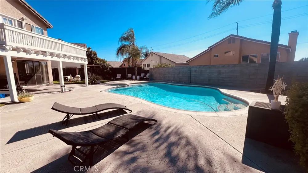 31136 Slate Mentone, CA 92359
