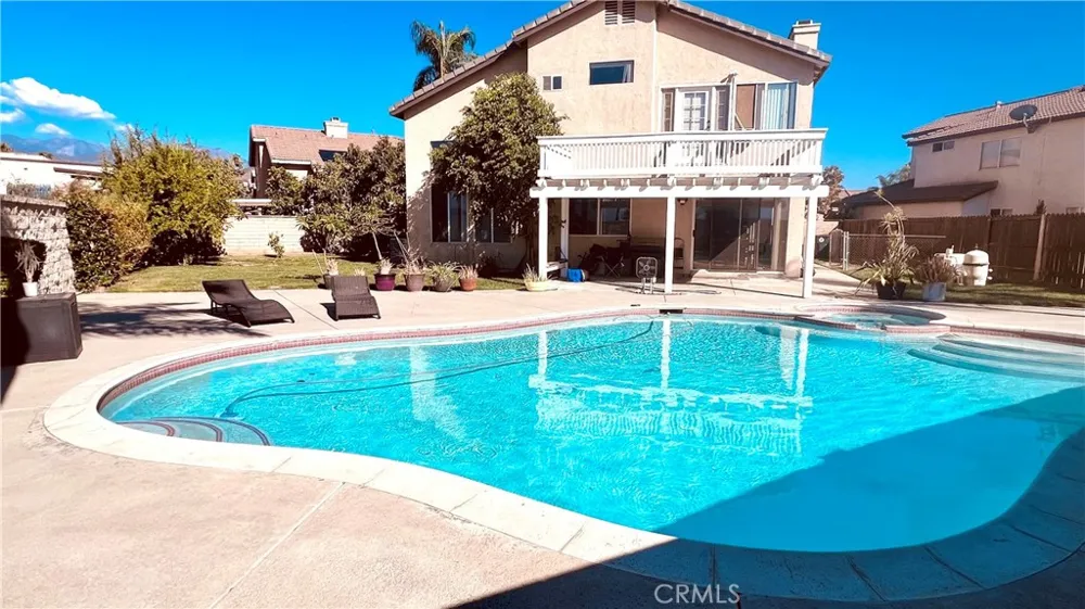 31136 Slate Mentone, CA 92359