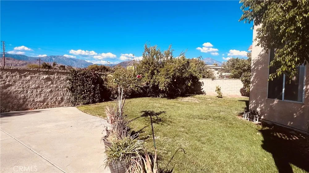 31136 Slate Mentone, CA 92359