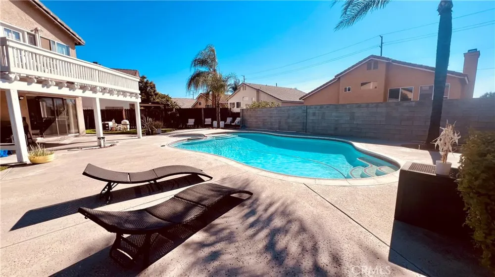 31136 Slate Mentone, CA 92359
