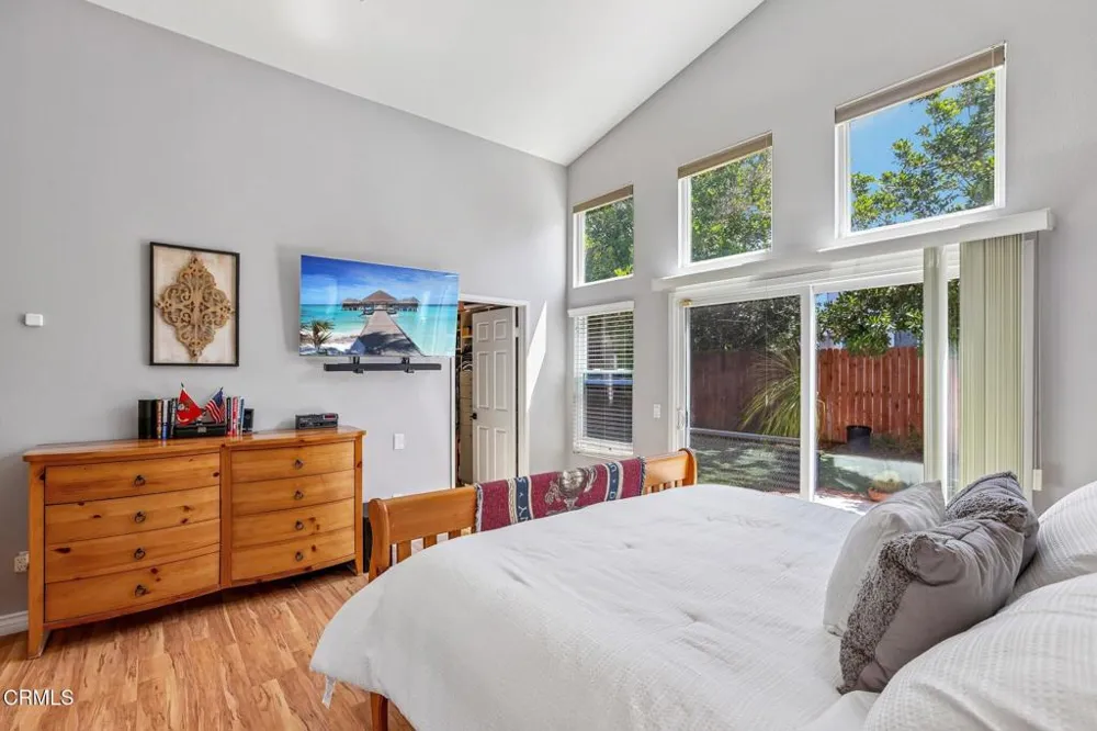 10442 Hugo Court Ventura, CA 93004
