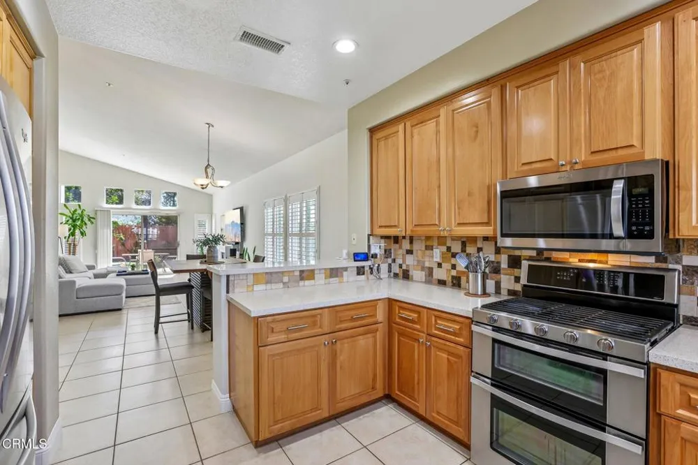 10442 Hugo Court Ventura, CA 93004
