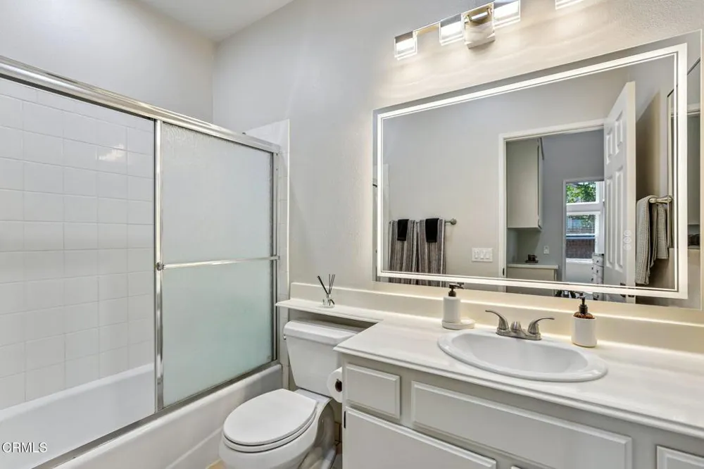 10442 Hugo Court Ventura, CA 93004