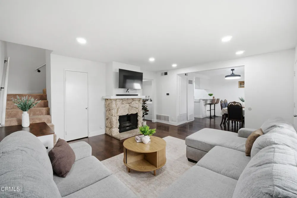 536 Spring Road #98 Moorpark, CA 93021