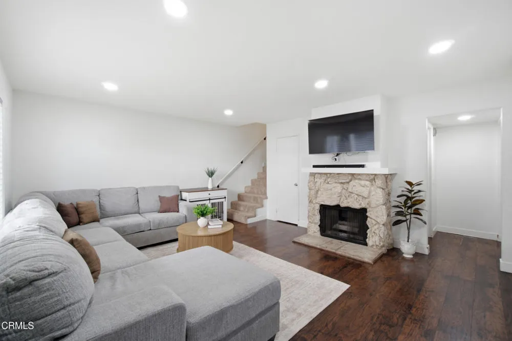 536 Spring Road #98 Moorpark, CA 93021