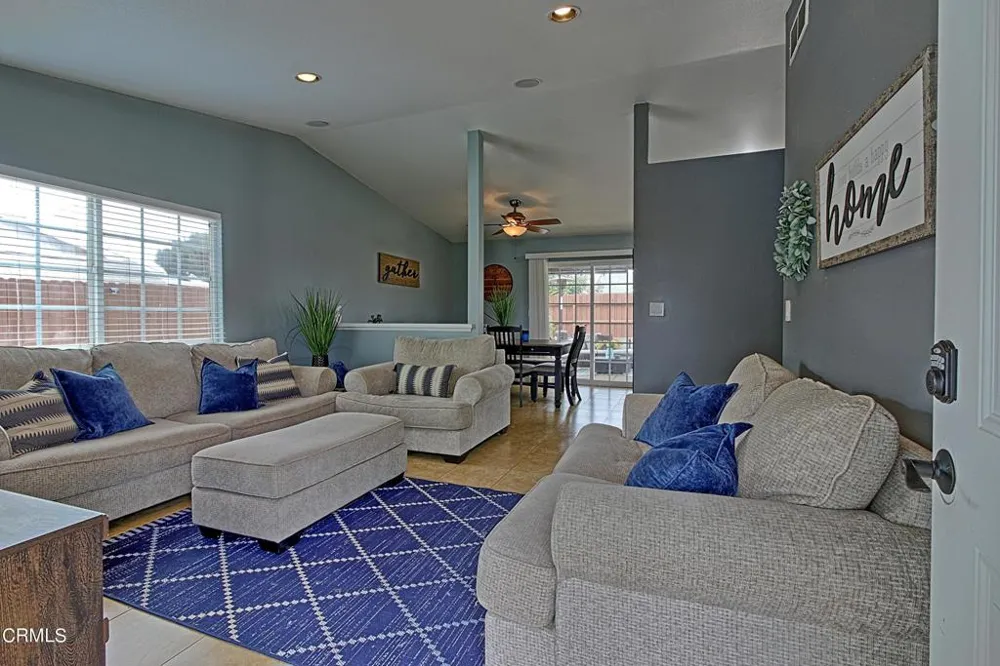 861 Calle Camelia Camarillo, CA 93010