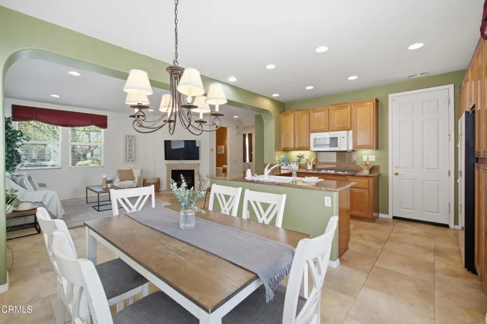 408 Village Commons Boulevard Camarillo, CA 93012