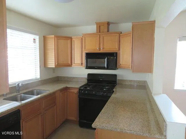 4509 E Vistapark Drive Moorpark, CA 93021