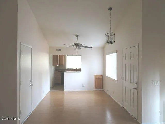 4509 E Vistapark Drive Moorpark, CA 93021