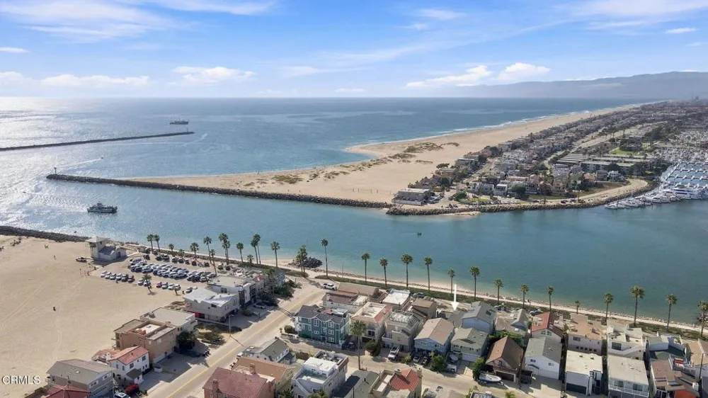 116 San Nicholas Avenue Oxnard, CA 93035
