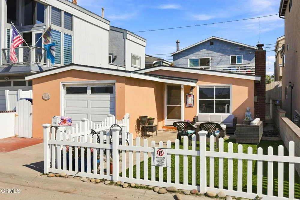 116 San Nicholas Avenue Oxnard, CA 93035
