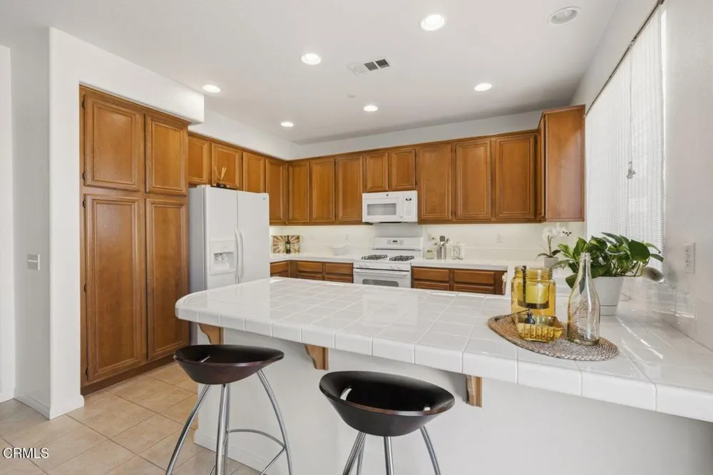 241 Bishop Way Oxnard, CA 93033