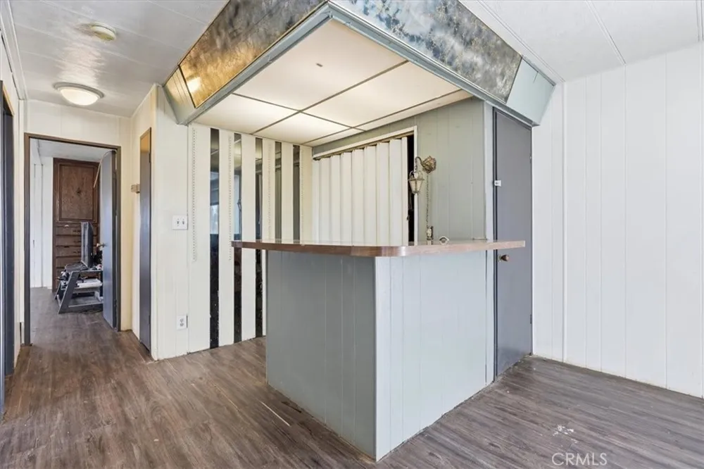 13475 Ailanthus Phelan, CA 92371