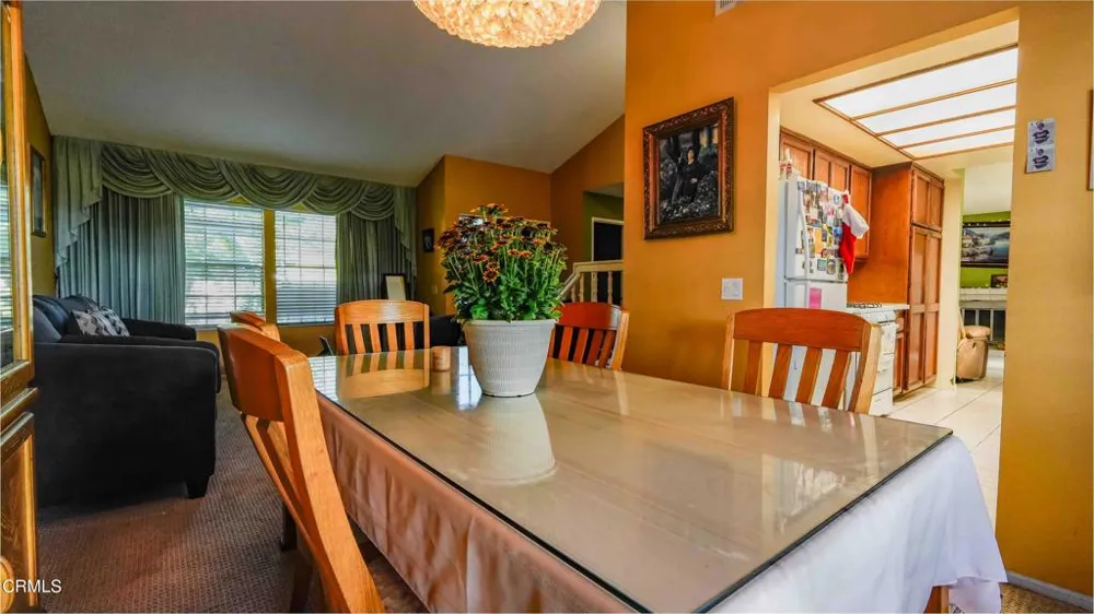 1977 El Cajon Circle Oxnard, CA 93035