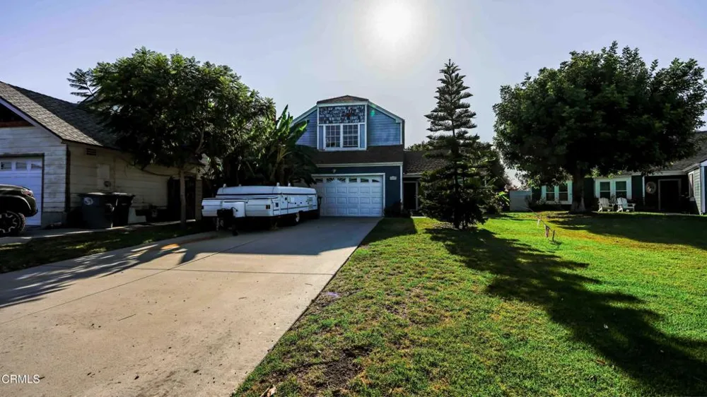 1977 El Cajon Circle Oxnard, CA 93035