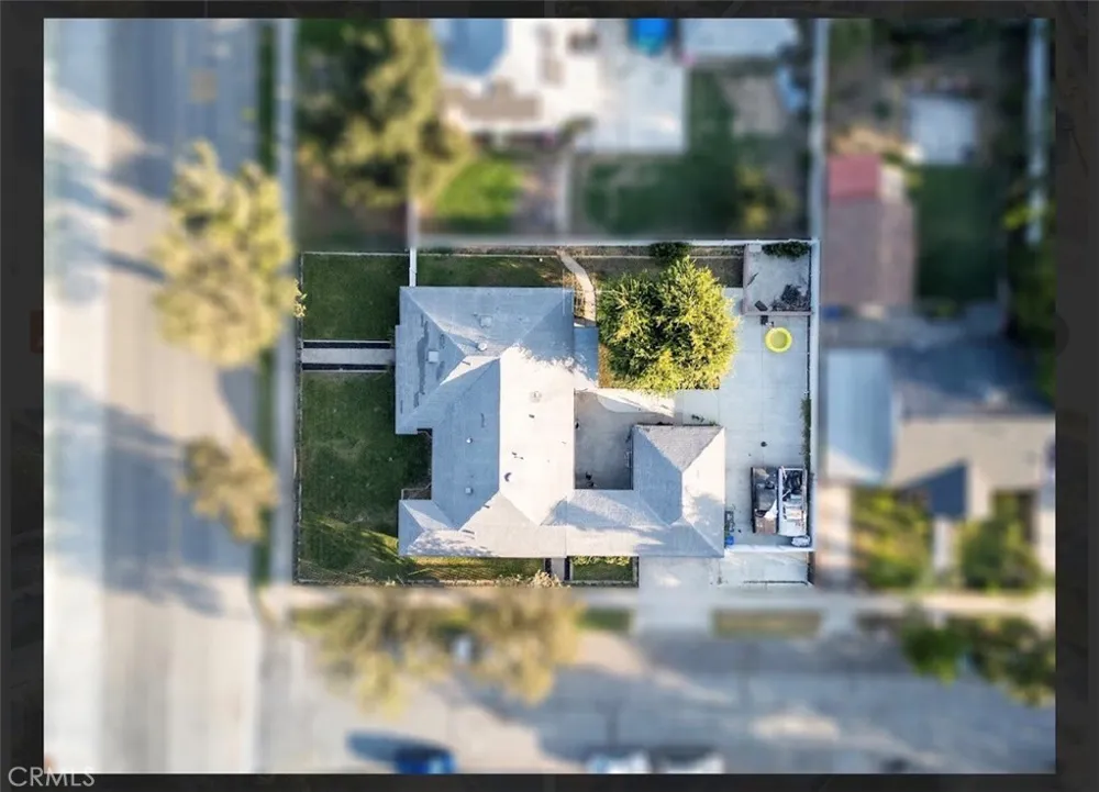 2498 N G St San Bernardino, CA 92405