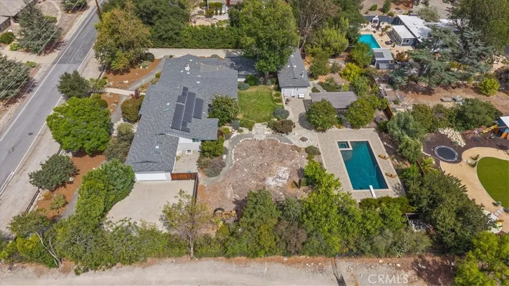 938 E Pomello Drive Claremont, CA 91711