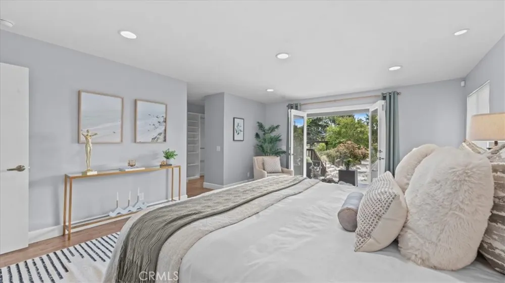 938 E Pomello Drive Claremont, CA 91711