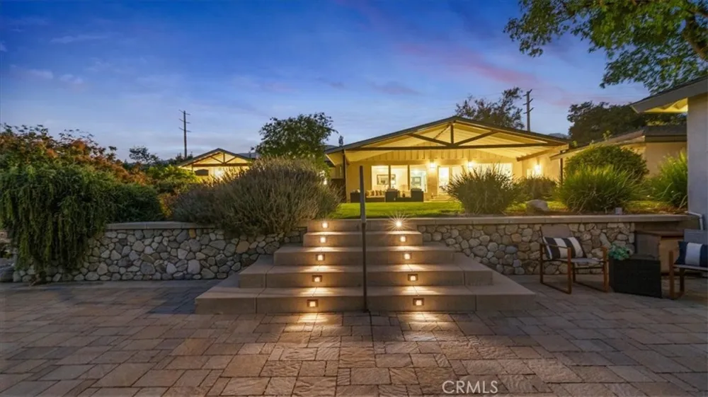 938 E Pomello Drive Claremont, CA 91711