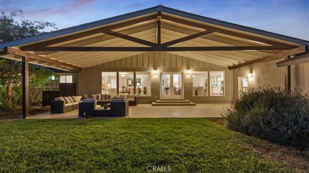 938 E Pomello Drive Claremont, CA 91711