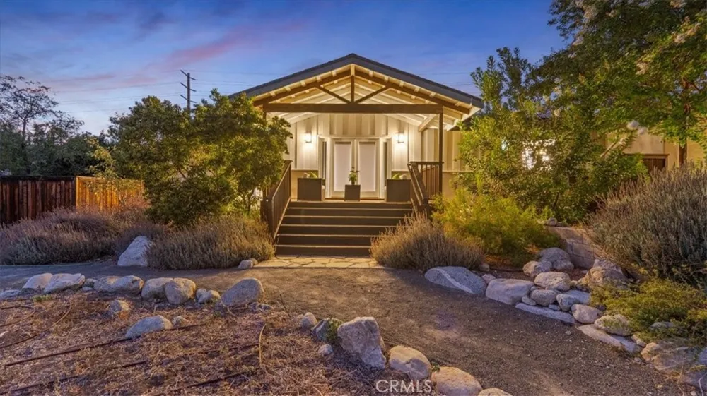 938 E Pomello Drive Claremont, CA 91711