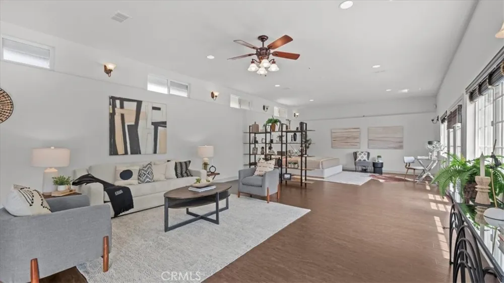 938 E Pomello Drive Claremont, CA 91711