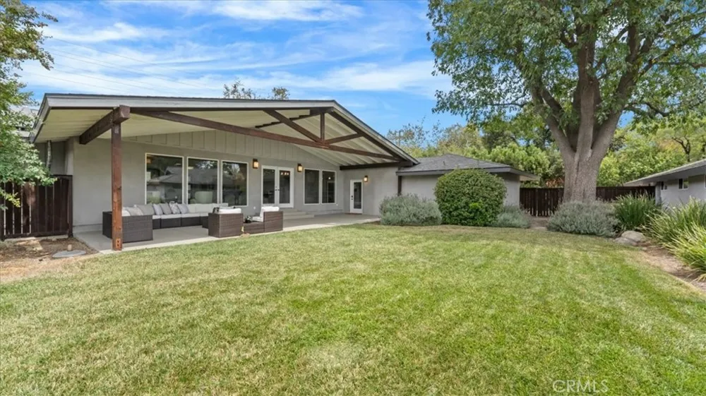 938 E Pomello Drive Claremont, CA 91711