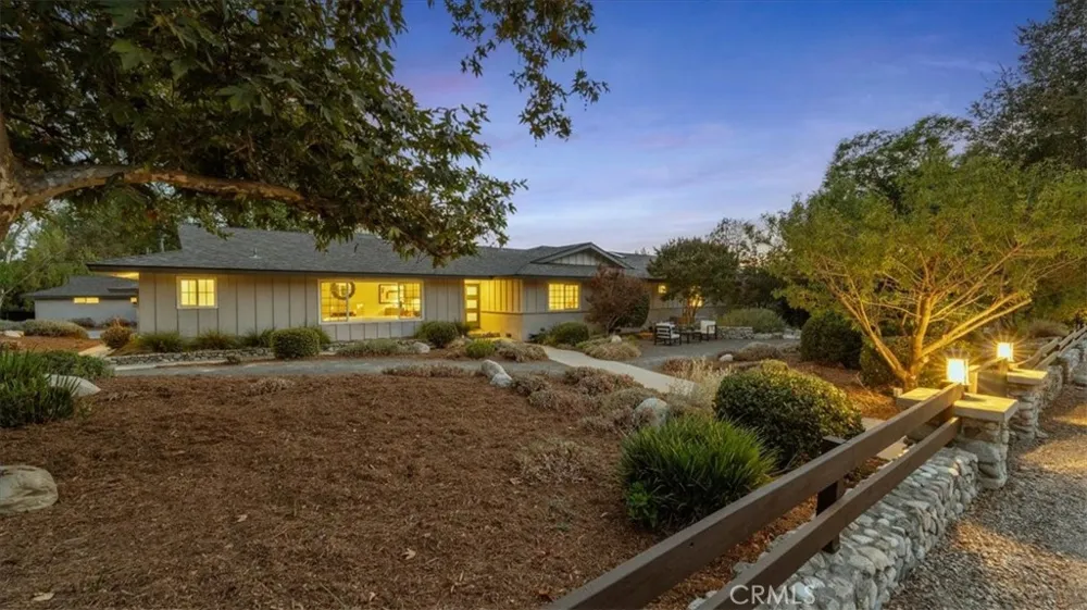 938 E Pomello Drive Claremont, CA 91711