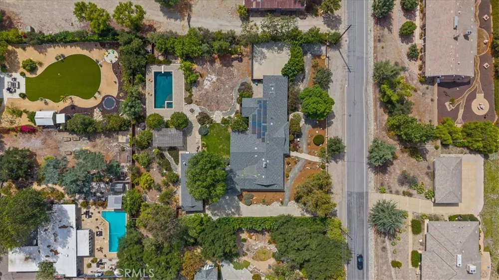 938 E Pomello Drive Claremont, CA 91711
